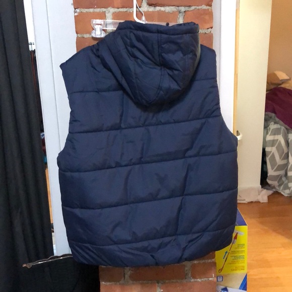 French Connection Hooded Bubble Vest - Picture 3 of 7